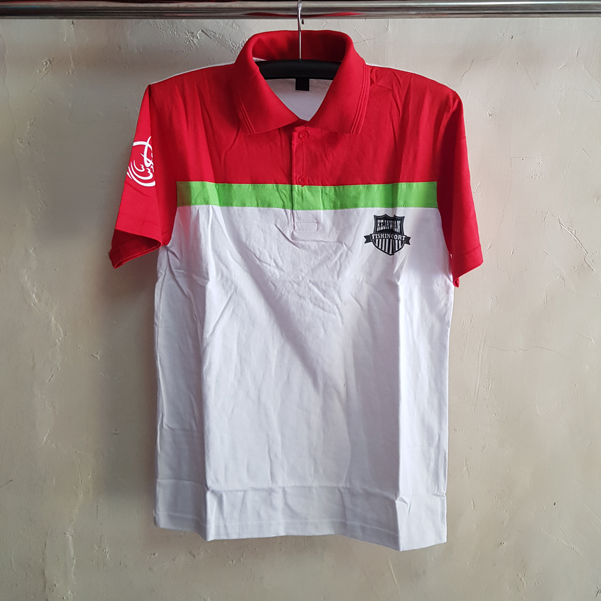 Kaos Oblong dan Poloshirt Merah Putih