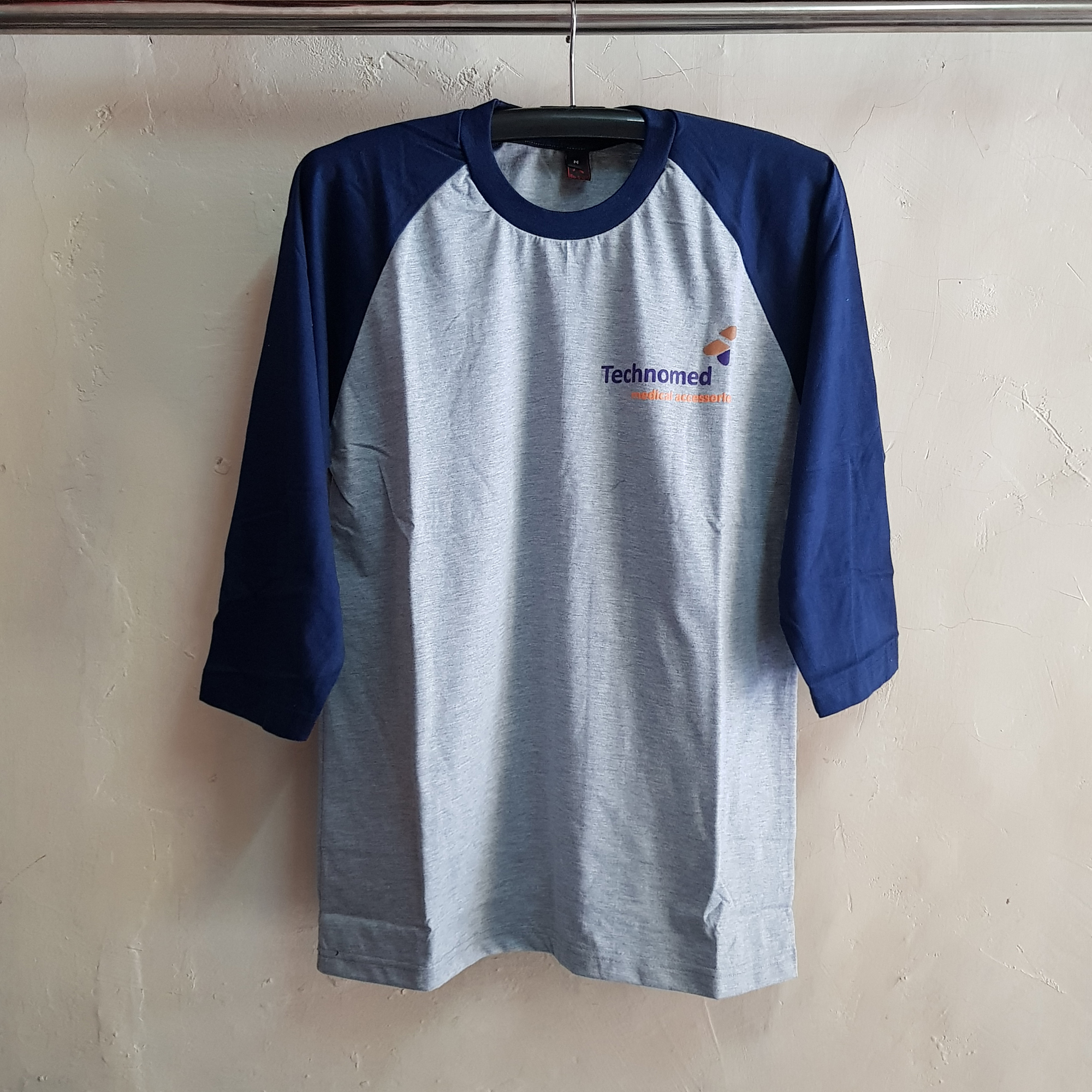 Seragam Kaos Technomed, Raglan Lengan 3/4